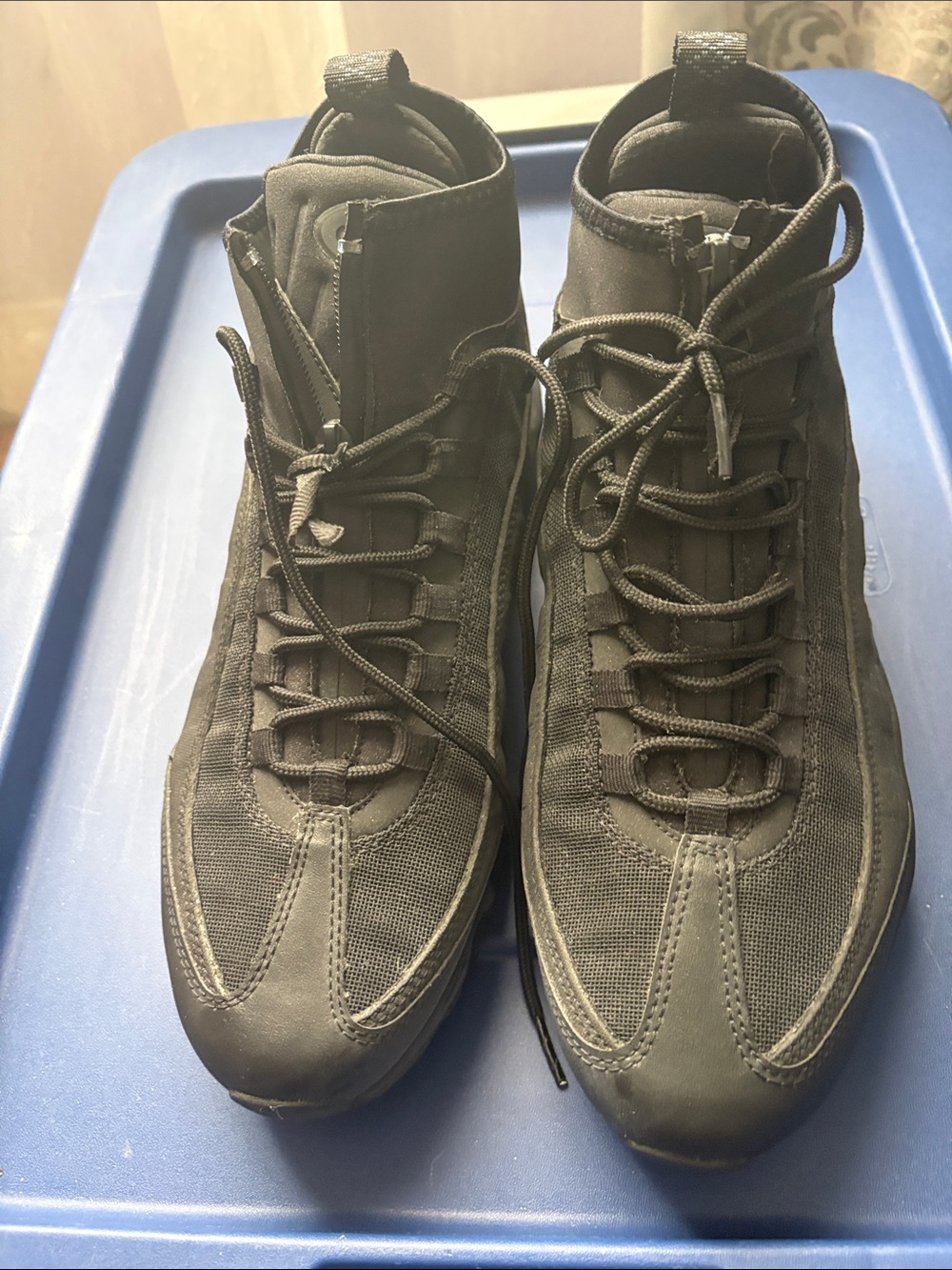 Nike Men's Black High-Top Lace-Up Boots